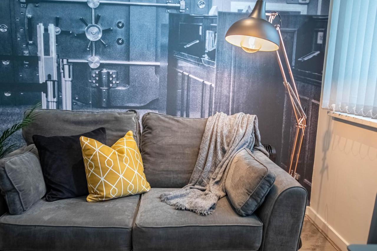 Luxe Near Albert Docks - 3 Graces - One - Business, Contract & Corporate Ready Apartment Liverpool