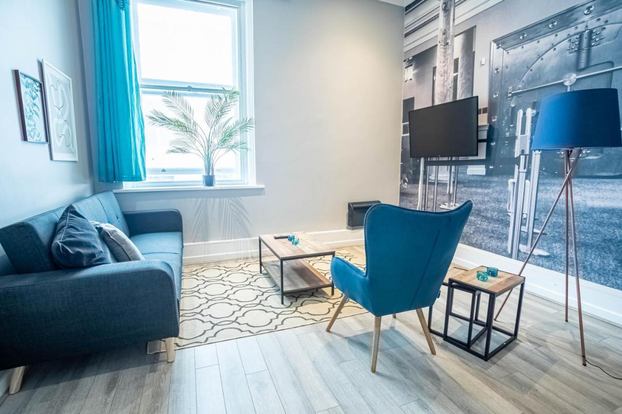 Luxe Near Albert Docks - 3 Graces - One - Business, Contract & Corporate Ready
