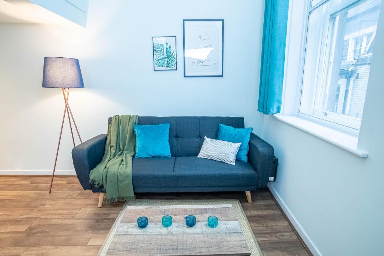 Apartment Luxe Near Albert Docks - 3 Graces - One - Business, Contract & Corporate Ready