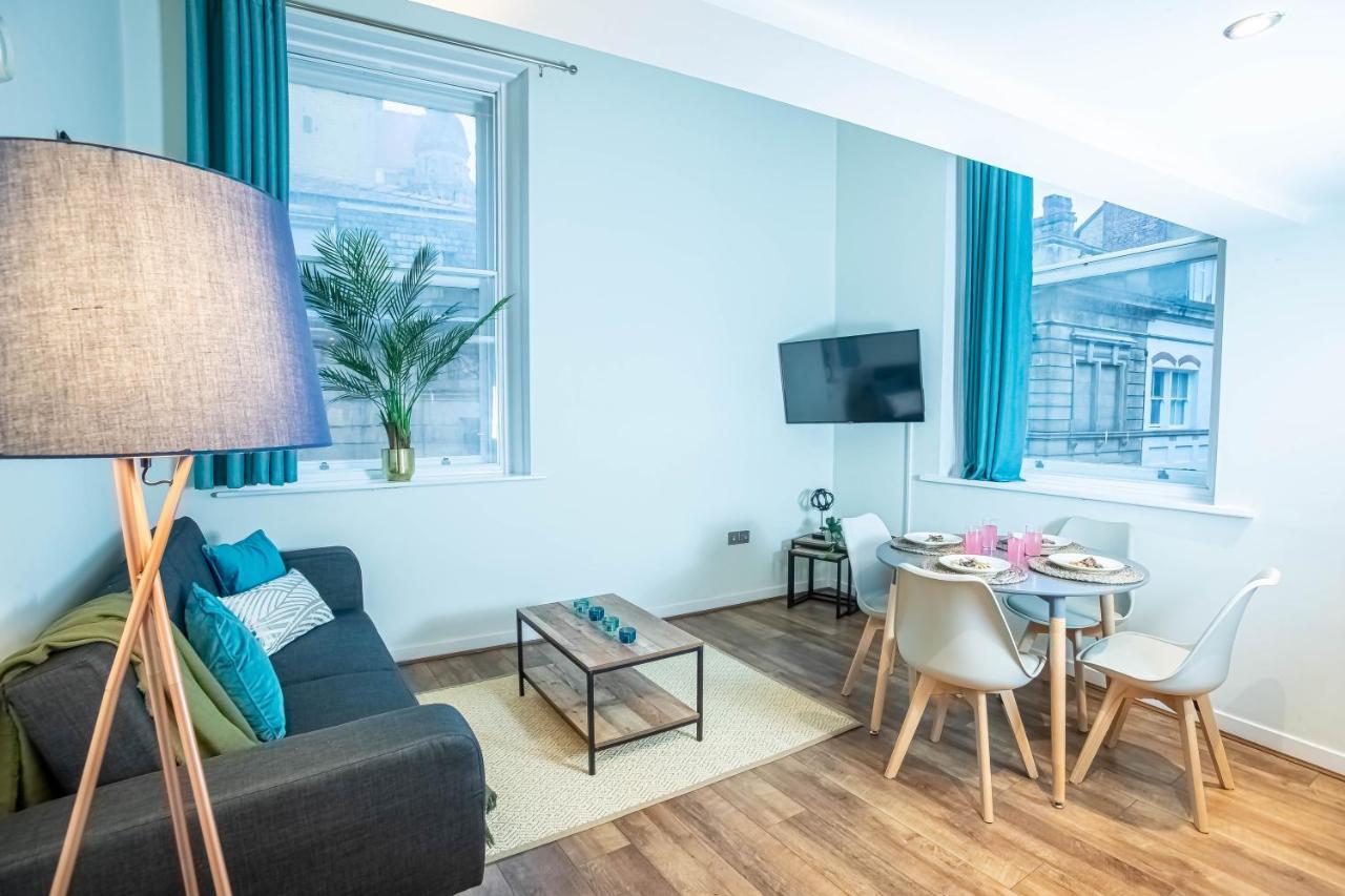 Luxe Near Albert Docks - 3 Graces - One - Business, Contract & Corporate Ready Apartment Liverpool