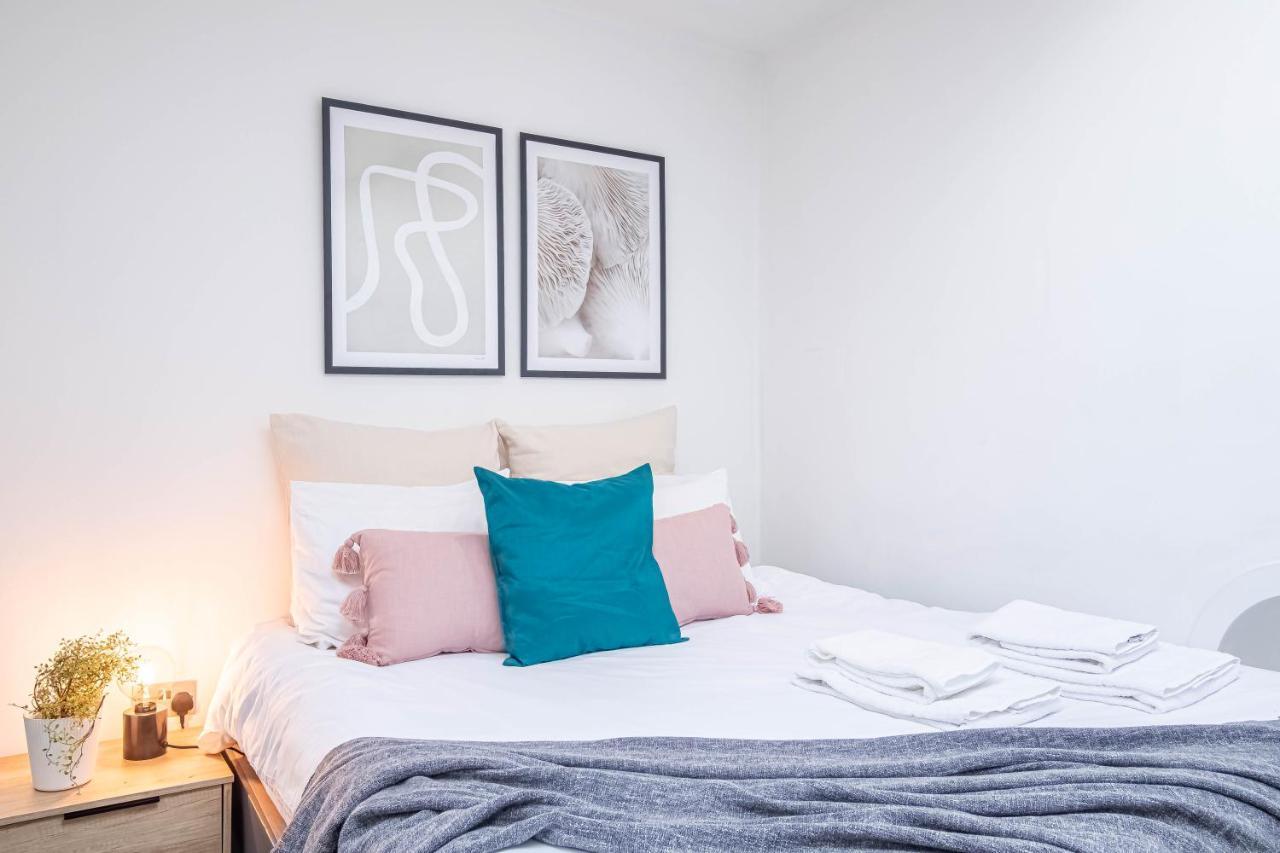 Luxe Near Albert Docks - 3 Graces - One - Business, Contract & Corporate Ready Liverpool