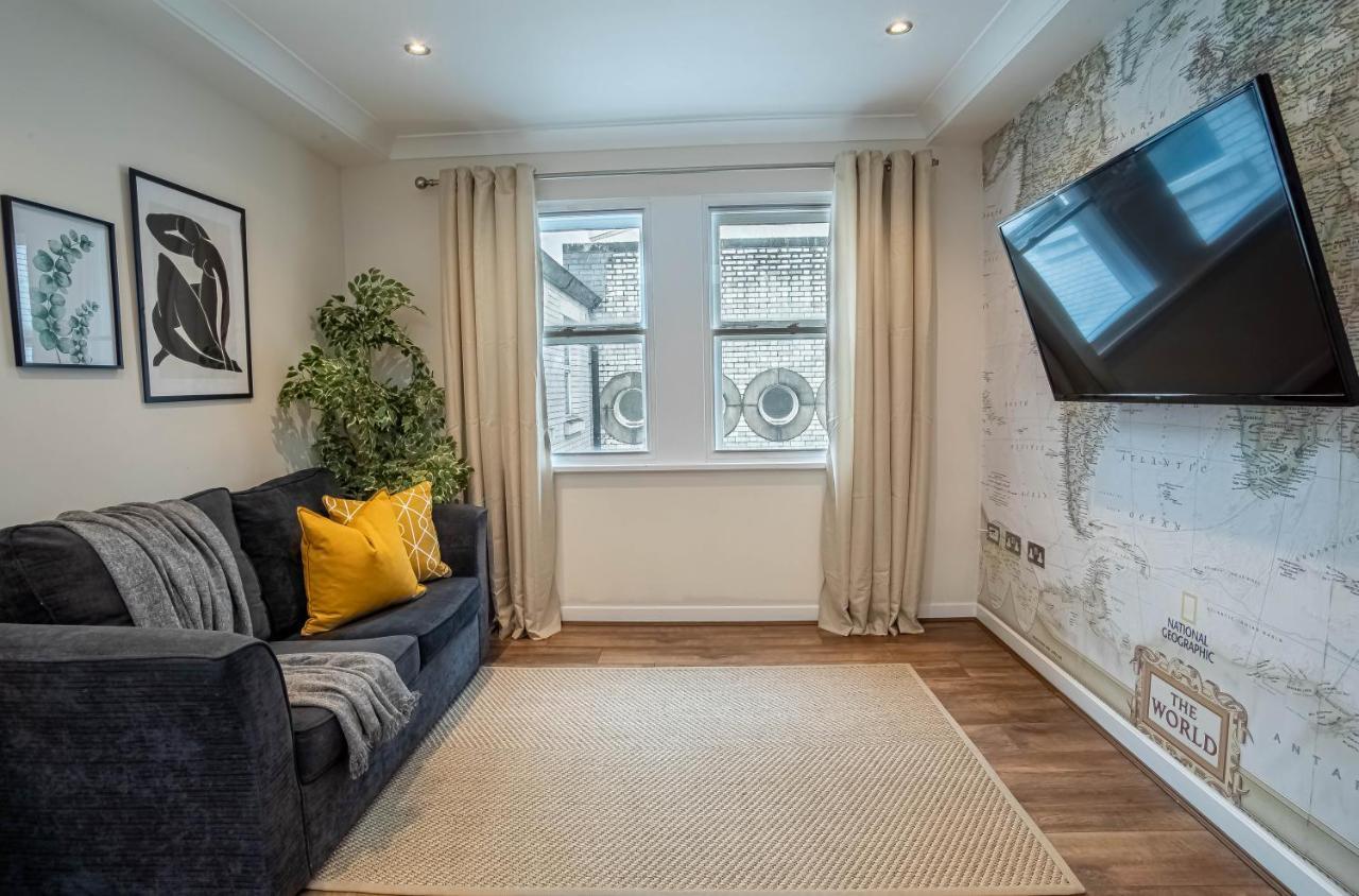 Luxe Near Albert Docks - 3 Graces - One - Business, Contract & Corporate Ready