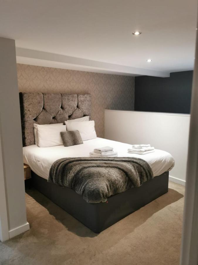 Luxe Near Albert Docks - 3 Graces - One - Business, Contract & Corporate Ready Apartment